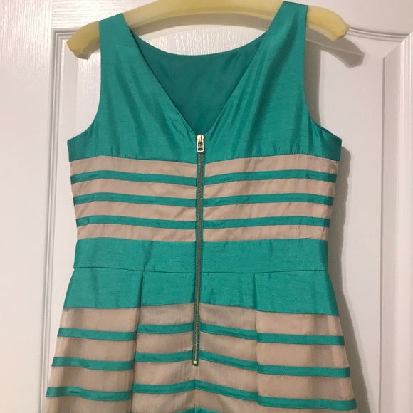 Green/turquoise and tan silk dress - Picture 3 of 6
